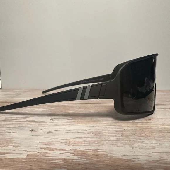 Blenders Polarized Black Sunglasses - Picture 7 of 12
